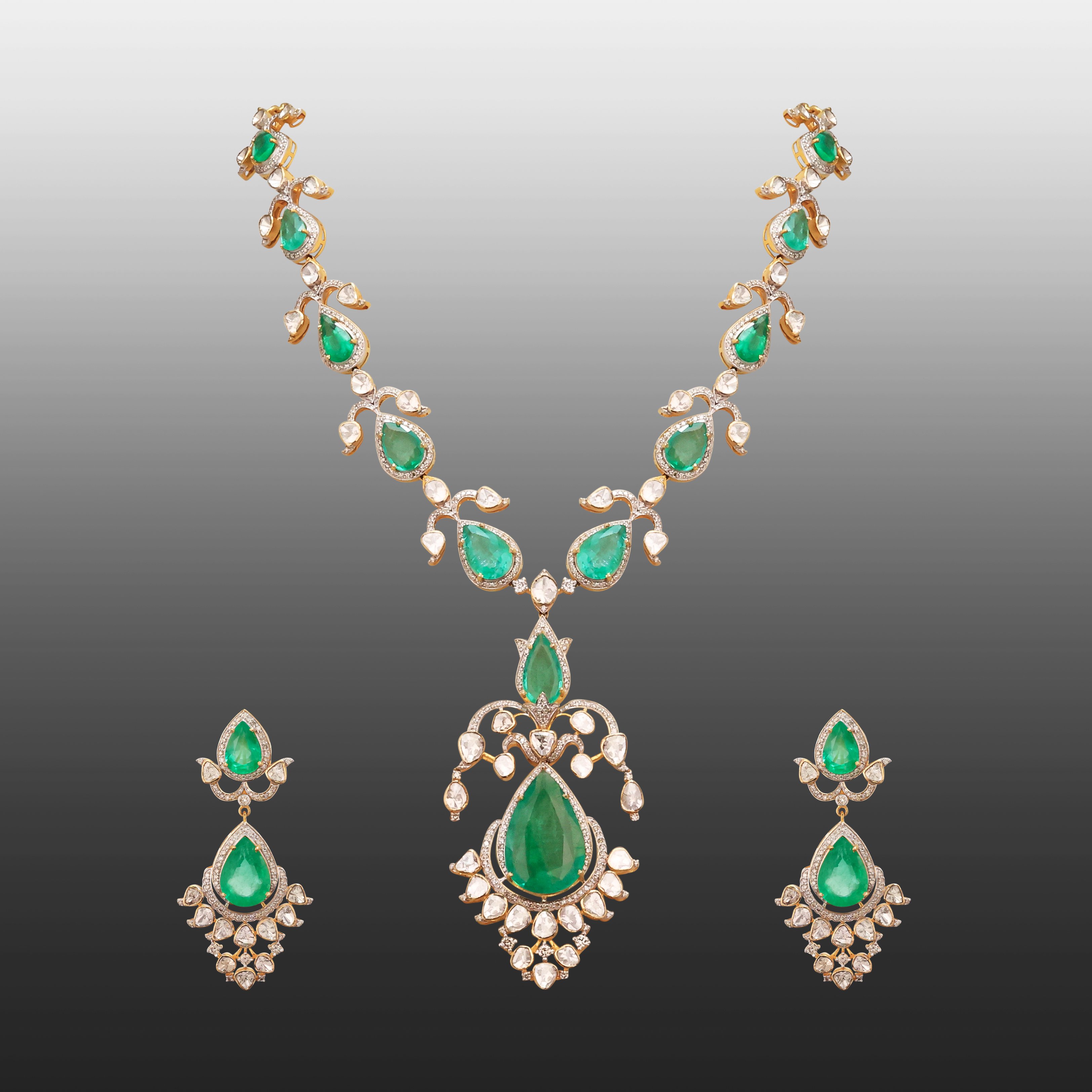Pear Emerald Necklace Set with Diamond and Polki Detailing